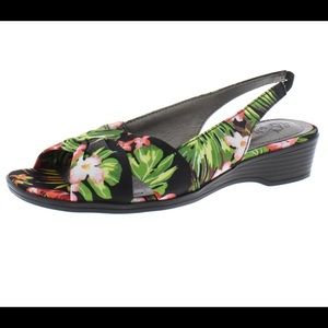 Lifestride sandals Mimosa 2 tropical print/black